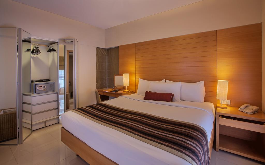 Oakwood Residence Naylor Road Pune Exteriör bild